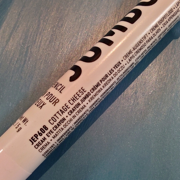 Eyeshadow and Liner Makeup Bundle ALL NWT Revlon Quad liner NYX liner - Picture 4 of 8